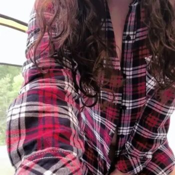 Profil de Anne-constance, 34 ans, Milf Canada à Sainte-Brigitte-des-Saults
